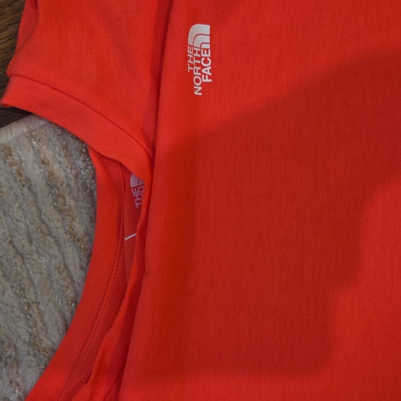 The North Face Kids Vibrant Pink Tee - Picture 2 of 3